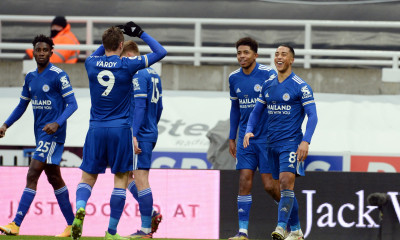 Premier League: Πέρασε η Λέστερ από το «Σεντ Τζέιμς Παρκ»