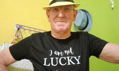 Ο 72χρονος με τα 50 παιδιά: «Άλλοι ψαρεύουν, εγώ όμως…» (pics)