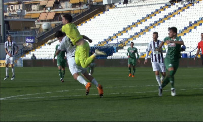 Απόλλων-ΠΑΟ: Στο νοσοκομείο ο Ιωαννίδης μετά από σφοδρή σύγκρουση με τον Διούδη (video+photos)