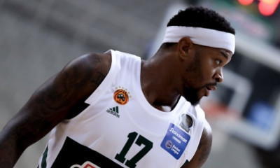 Φόστερ: «Η ΑΕΚ διεκδικεί την πρώτη θέση στο πρωτάθλημα»