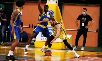 Περιστέρι: Οι 100 εμφανίσεις του Γκρέι