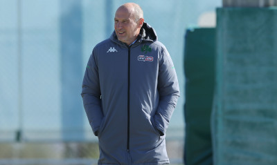 Παναθηναϊκός: Συζητήσεις για κεντρικό χαφ, τι γίνεται με Μεντόζα