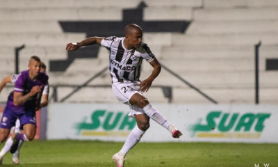 ΑΕΛ: Υπογράφει την Παρασκευή Ουρουγουανός φορ (photos)