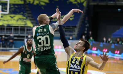 Βέσελι: «Βρίσκουμε ρυθμό, ομαδική προσπάθεια»