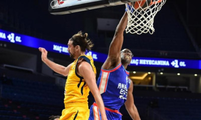 Euroleague: Το κάρφωμα της βραδιάς από τον Ντάνστον (video)