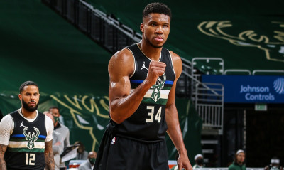 NBA: Με ασταμάτητο Γιάννη οι Μπακς λύγισαν τους Μάβερικς (video)