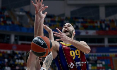 Euroleague: Ο Καλάθης και ο «ιπτάμενος» Μπολομπόι (video)