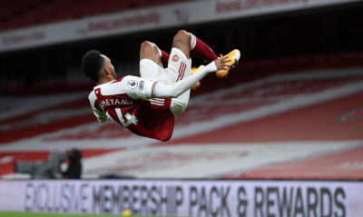 Premier League: Πάρτι Ομπαμεγιάνγκ και Άρσεναλ με καλεσμένη τη Νούκαστλ! (video+photos)