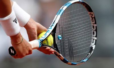 Στο πλευρό της Μπεκατώρου και το ελληνικό τένις