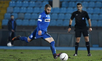 Ελευθεριάδης: «Δύσκολο ματς λόγω αγωνιστικού χώρου»