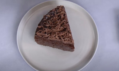 Άκης Πετρετζίκης: Κέικ tres leches