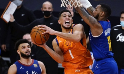 NBA: Αγωνία στους Σανς για Μπούκερ (video+photos)