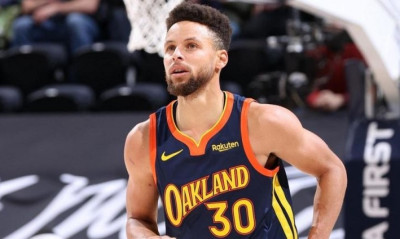 NBA: Ιστορικό βράδυ για τον Κάρι παρά τον διασυρμό των Ουόριορς- Όλα τα αποτελέσματα (videos)