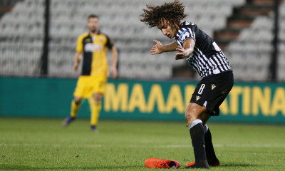 ΠΑΟΚ-ΑΕΚ: Μεγάλη ένταση στην Τούμπα - Το… βγαλμένο παπούτσι στο πέναλτι που ζήτησε ο Ουάρντα (video)