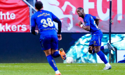 Eredivisie: Νίκη για Φένλο και ντεμπούτο Δώνη