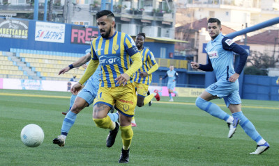 Παναιτωλικός: Ρίχνει «βόμβα» παραμονής - Συμφωνία με Καρέλη (photos)