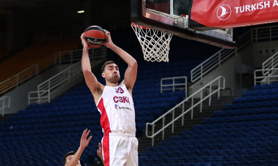 ΤΣΣΚΑ: Τέλος η χρονιά για Μιλουτίνοφ, ψάχνει σέντερ!