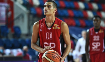 Μακάμπι Τελ Αβίβ: Στα ραντάρ της ο Μαντάρ (video)