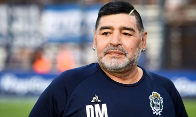 Μαραντόνα: «Χορηγήθηκε κάνναβη κι αλκοόλ στον Ντιέγκο»! (photos)