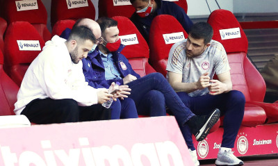 Ολυμπιακός-ΟΦΗ: Η ενδεκάδα του Μαρτίνς - Στον πάγκο Σωκράτης, Λαλά και Φορτούνης (photo)