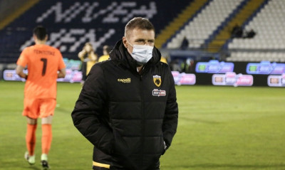 Καρέρα: Σε ομάδα τρίτης κατηγορίας μετά την ΑΕΚ!