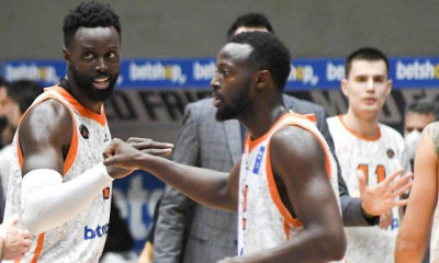 Τζέριαν Γκραντ: «Θέλω τους δύο τίτλους με τον Προμηθέα» (vid)