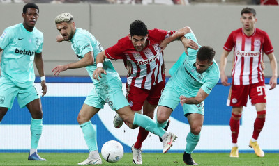 Ολυμπιακός-Άρης 2-1: Η «ερυθρόλευκη» νίκη στη πρώτη «μάχη» (photos+video)