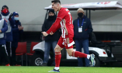 Ολυμπιακός: Η… σκυτάλη των ανανεώσεων στον Βρουσάι! (Photos)