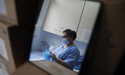 Κρούσματα σήμερα: 1.410 νέα ανακοίνωσε ο ΕΟΔΥ - 21 θάνατοι σε 24 ώρες, στους 293 οι διασωληνωμένοι