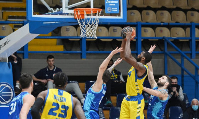 Περιστέρι: Φιλικό με Ιωνικό