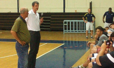 ΕΟΚ: Δίπλα  στον Παπανικολάου ο Καρατζουλίδης!