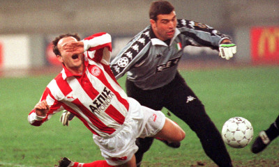 Αδιανόητη αποκάλυψη για Ολυμπιακό - «Δασκάλα υποκριτικής δίδασκε πώς να κάνουν θέατρο για πέναλτι»