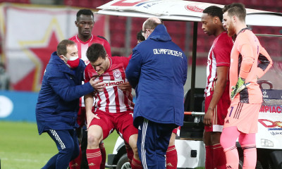 Ολυμπιακός-Άρης: Πλήγμα και με Σωκράτη - Τον τραυμάτισε ο Σεμέδο και αποχώρησε (photos+video)