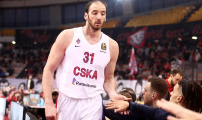 Ολυμπιακός: Ευχές σε Κώστα Κουφό