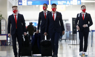 Ολυμπιακός: Αναχώρησαν για Ολλανδία οι «ερυθρόλευκοι» (photos)