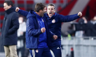 Αϊντχόφεν-Ολυμπιακός: Έξαλλοι πανηγυρισμοί μετά την πρόκριση (photos+video)