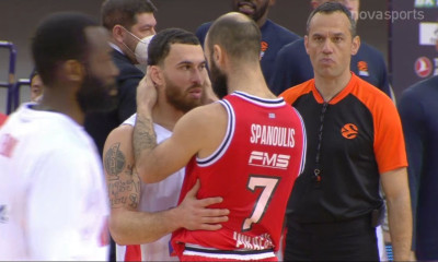 Ολυμπιακός - ΤΣΣΚΑ Μόσχας: Το ρεκόρ του Σπανούλη και η αγκαλιά με τον Τζέιμς (video)