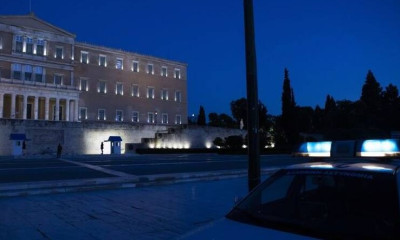 Lockdown: Ανακοινώθηκε η παράταση στην Αττική - Ποιες περιοχές έγιναν «κόκκινες»