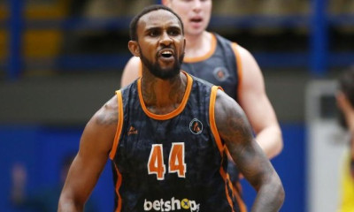 Από τον Προμηθέα στην Σολέ ο Μίλερ (photos)