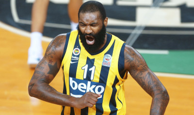 Φενέρμπαχτσε: Νίκησε Νταρουσάφακα και απουσίες