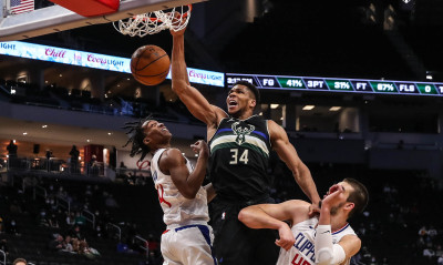 NBA: Ασταμάτητος Αντετοκούνμπο οδήγησε τους Μπακς και «πάτησε» τους Κλίπερς (videos)