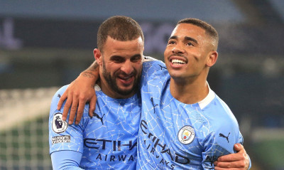 Premier League: Ασταμάτητη η Σίτι συνέτριψε και τη Γουλβς (video)