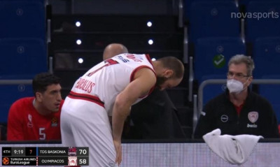 Ολυμπιακός: «Συναγερμός» με Σπανούλη, χτύπησε στο χέρι και αποχώρησε (video)