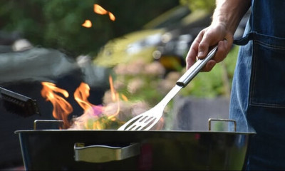 Αυτή τη διαφορετική Τσικνοπέμπτη, τσικνίζουμε εναλλακτικά