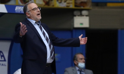 Σκουρτόπουλος: «Η ομάδα είναι σε κίνδυνο»