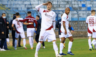 Λαμία-ΑΕΛ: Τρομερή εκτέλεση κόρνερ του Γιακιμόφσκι κι αυτογκόλ Επασί για το 1-1! (video)