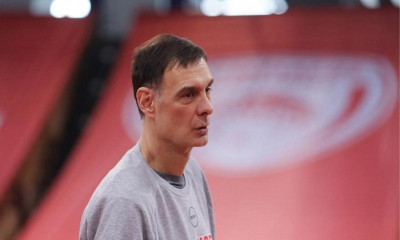 Μπαρτζώκας: «Δύσκολο παιχνίδι απέναντι στην έκπληξη της χρονιάς»