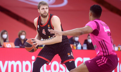 Ολυμπιακός: Αμφίβολος με Ζενίτ ο Χαραλαμπόπουλος - Αποφασίζεται η συμμετοχή του την τελευταία στιγμή