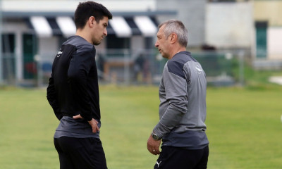 ΟΦΗ: Τρεις επιστροφές για Νιόπλια ενόψει Άρη! (photos)