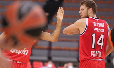 Ολυμπιακός: Σάσα Βεζένκοφ... αλλιώς (video)